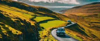 Top 8 des circuits auto-tour incontournables pour explorer l’Irlande en liberté